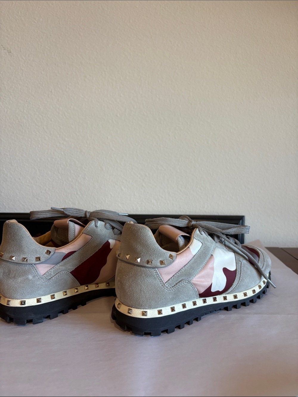 Valentino Garavani Camouflage Sneakers Made in Italy - Picture 4 of 5